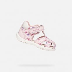 Sandały GEOX B SANDAL ZAPITO Rose. Białe sandały Geox, bez wzorów, z syntetyku, bez obcasa, bez zapięcia. Za 172.99 zł.
