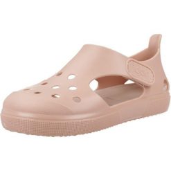 Sandały IGOR SURFI Rose. Czerwone sandały Igor, bez wzorów, z gumy, bez obcasa, bez zapięcia. Za 123.99 zł.
