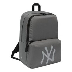 Plecak z wieloma przegrodami New York Yankees MLB. Niebieskie plecaki New Era, bez wzorów. Za 236.99 zł.