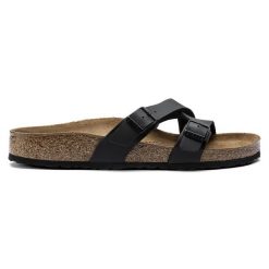 Klapki damskie BIRKENSTOCK Yao Balance BF Black. Czarne klapki Birkenstock, bez wzorów, bez obcasa. Za 359.99 zł.