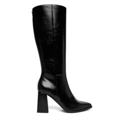Kozaki Nine West. Czarne kozaki Nine West, bez obcasa, na słupku, bez zapięcia. Za 329.99 zł.