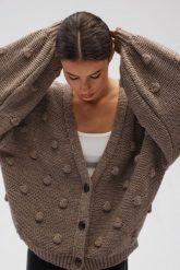 Kardigan zapinany na guziki w kolorze LIGHT BROWN - BUBLE. Brązowe kardigany Marsala, uniwersalny, bez wzorów, z jeansu. Za 349.90 zł.