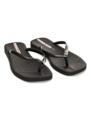 Ipanema Japonki w kolorze czarnym rozmiar: 37. Czarne klapki Ipanema, bez wzorów, z otwartym noskiem, bez obcasa. Za 61.02 zł.