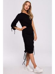Made of emotion Sukienka w kolorze czarnym rozmiar: XXL. Czarne sukienki Made Of Emotion, xxl, bez wzorów, bez kołnierzyka, bez ramiączek, midi. Za 155.95 zł.