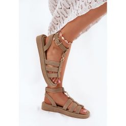 Boto Sandały Damskie Na Platformie Ze Złotym Detalem Khaki Kartia beżowy. Brązowe sandały bez wzorów, eleganckie, bez obcasa, na platformie, bez zapięcia. Za 139.80 zł.