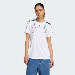 Koszulka Mercedes - Amg Petronas Formula One Team Driver. Białe bluzki Adidas, l, bez wzorów, z materiału, sportowe, bez kołnierzyka, bez ramiączek. Za 369.00 zł.