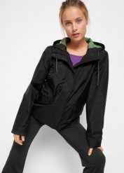 Lekka kurtka funkcyjna, hydrofobowa. Czarne kurtki sportowe bonprix, bez wzorów. Za 219.99 zł.
