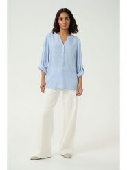 Kaffe Bluzka "Milia" w kolorze błękitnym rozmiar: 40. Niebieskie bluzki Kaffe, s, bez wzorów, z wiskozy, klasyczne, bez kołnierzyka, bez ramiączek. Za 69.99 zł.