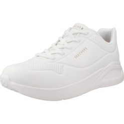 Buty do chodzenia damskie Skechers Uno Lite. Białe obuwie sportowe Skechers, z materiału, bez zapięcia, trekkingowe. Za 318.15 zł.