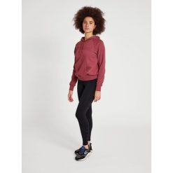 Damska bluza z kapturem Hummel Noni 2.0. Czerwone bluzy Hummel, xl, bez wzorów, z bawełny, z kapturem. Za 203.50 zł.