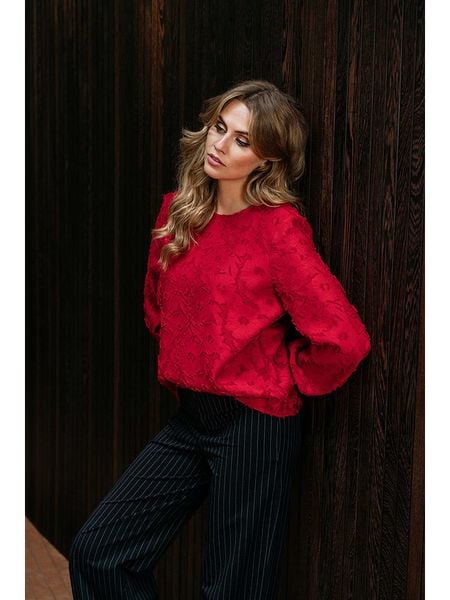 &Co Woman Bluzka "Erin" w kolorze czerwonym rozmiar: M. Czerwone bluzki &Co Woman, m, bez wzorów, bez kołnierzyka, bez ramiączek. Za 221.45 zł.