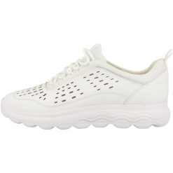 Kapcie GEOX D SPHERICA A Biały. Białe obuwie domowe Geox, bez wzorów, ze skóry, bez zapięcia. Za 328.99 zł.