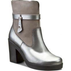 Botki ANN MEX - 7585 11GSR+11W Szary. Szare botki Ann Mex, bez wzorów, z nubiku, bez obcasa, na obcasie, bez zapięcia. W wyprzedaży za 259.00 zł.