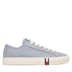 Tenisówki Tommy Jeans. Niebieskie trampki Tommy Jeans, bez wzorów, z jeansu, bez zapięcia. Za 289.99 zł.