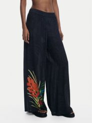 Desigual Spodnie palazzo 25SWMW02 Czarny Wide Leg. Czarne spodnie materiałowe Desigual, xl, bez wzorów, z materiału. Za 249.99 zł.
