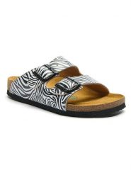 Comfortfusse Skórzane klapki w kolorze biało-czarnym rozmiar: 42. Białe klapki Comfortfüße, bez wzorów, z otwartym noskiem, bez obcasa. Za 260.99 zł.