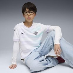 Młodzieżowa koszulka wyjazdowa reprezentacji Islandii kobiet 2025 PUMA. Biała bluzki Puma, m, bez wzorów, młodzieżowe, bez kołnierzyka, bez ramiączek. Za 329.00 zł.