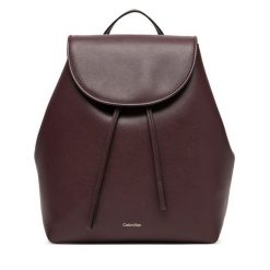 Plecak Calvin Klein. Czerwone plecaki Calvin Klein, bez wzorów. Za 649.99 zł.