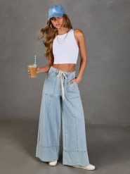 Milan Kiss Dżinsy w kolorze błękitnym rozmiar: S. Niebieskie jeansy Milan Kiss, s, bez wzorów, z podwyższonym stanem. Za 195.99 zł.