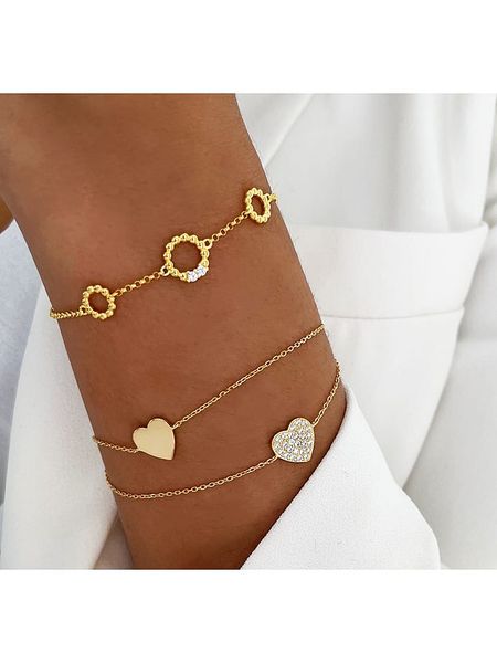 DI GIORGIO Pozłacana bransoletka z elementami ozdobnymi rozmiar: onesize. Żółte bransoletki DI GIORGIO, z cyrkonią, pozłacane. Za 158.47 zł.