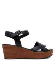 Lasocki Sandały WI16-NYASA-03 Czarny. Czarne sandały Lasocki, bez wzorów, ze skóry, bez obcasa, na koturnie, bez zapięcia. Za 179.99 zł.