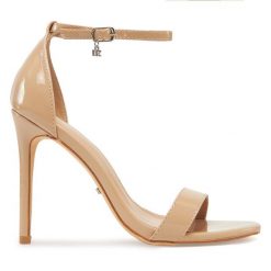Sandały DeeZee. Brązowe sandały DeeZee, bez wzorów, bez obcasa, na szpilce, bez zapięcia. Za 139.99 zł.