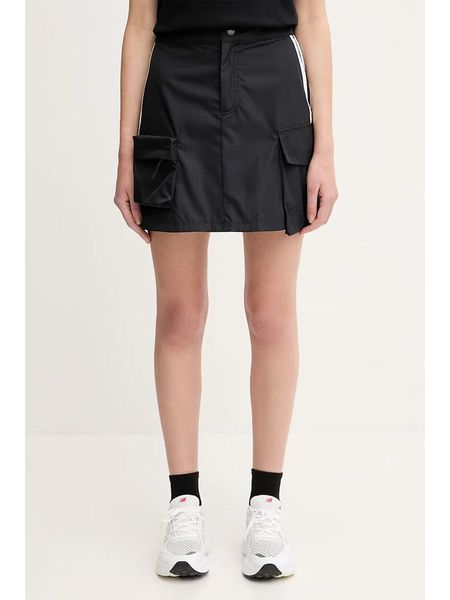 Adidas Spódnica w kolorze czarnym rozmiar: 36. Czarne spódnice Adidas, bez wzorów, mini. Za 144.95 zł.