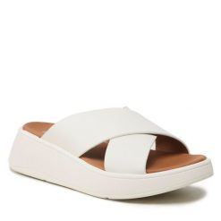 Klapki FitFlop. Białe klapki FitFlop, bez wzorów, bez obcasa. Za 349.99 zł.