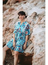 Isla Bonita by SIGRIS Sukienka w kolorze turkusowym rozmiar: XL. Niebieskie sukienki Isla Bonita by SIGRIS, na co dzień, xl, bez wzorów, z bawełny, bez kołnierzyka, bez ramiączek, midi, proste. Za 123.25 zł.