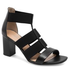 Sandały Lasocki. Czarne sandały Lasocki, bez wzorów, bez obcasa, na słupku, bez zapięcia. Za 229.99 zł.
