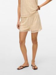 Vero Moda Szorty w kolorze kremowym rozmiar: M. Brązowe szorty Vero Moda, bez wzorów. Za 88.02 zł.