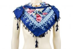 Szalik Chusta Damska Duża Frędzle Kwiaty Wzorzysta Q88. Szaliki na jesień, bez wzorów, eleganckie. Za 36.99 zł.