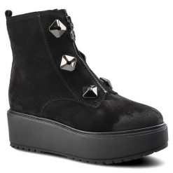 Botki damskie Chebello, fason na zamek podwyższona cholewka ozdobne metalowe aplikacje masywna platformowa podeszwa stabilna konstrukcja, czarne, 251. Czarne botki CheBello, z aplikacjami, bez obcasa, na platformie, bez zapięcia. Za 319.00 zł.