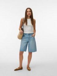 Vero Moda Top w kolorze białym rozmiar: XL. Białe topy Vero Moda, xl, bez wzorów, bez kołnierzyka, bez ramiączek. Za 52.42 zł.