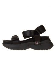 Pepe Jeans FOOTWEAR Sandały w kolorze czarnym rozmiar: 41. Czarne sandały Pepe Jeans FOOTWEAR, bez wzorów, z jeansu, bez obcasa, na koturnie, bez zapięcia. Za 140.20 zł.