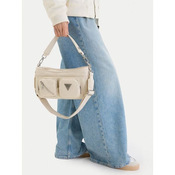 Torebka Guess Jeans. Białe torebki klasyczne Guess Jeans, z aplikacjami, z jeansu, bez dodatków. Za 168.99 zł.