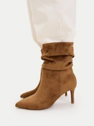 Nine West Botki CEO-SAMIRA-02 Brązowy jasny. Brązowe botki Nine West, bez wzorów, z materiału, bez obcasa, na szpilce, bez zapięcia. Za 299.99 zł.