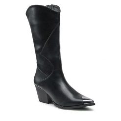 Kozaki DeeZee. Czarne kozaki DeeZee, bez obcasa, na słupku, bez zapięcia. Za 119.99 zł.