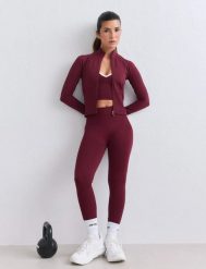Damskie legginsy dłuższe, wysoki stan, invisible scrunch Shape Seamless bordowe. Czerwone legginsy AIM'N, xs, bez wzorów, z dzianiny, z podwyższonym stanem, długie. Za 303.00 zł.