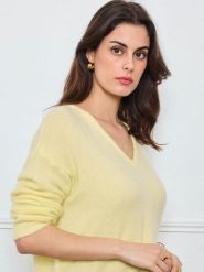 CXL by Christian Lacroix Sweter w kolorze żółtym rozmiar: onesize. Żółte swetry CXL by Christian Lacroix, bez wzorów, bez ramiączek. Za 208.99 zł.