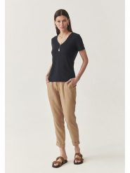 TATUUM Koszulka w kolorze granatowym rozmiar: XL. Niebieskie bluzki Tatuum, xl, bez wzorów, bez kołnierzyka, bez ramiączek. Za 84.01 zł.