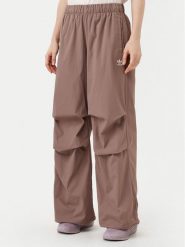 Adidas Spodnie dresowe Essentials Ripstop JD0783 Beżowy Loose Fit. Brązowe spodnie dresowe Adidas, xl, bez wzorów, z dresówki. Za 169.99 zł.