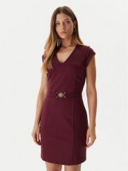 Guess Sukienka koktajlowa W5BK21 KCMU2 Czerwony Slim Fit. Czerwone sukienki Guess, xl, z aplikacjami, z syntetyku, wizytowe, bez kołnierzyka, bez ramiączek. Za 529.99 zł.