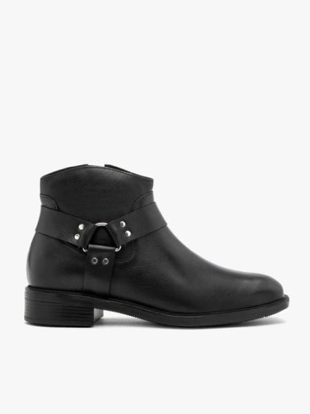 Czarne botki biker boots. Czarne botki Brawo sp. z o.o., bez wzorów, ze skóry, za kostkę, bez obcasa, na obcasie, bez zapięcia. Za 479.99 zł.