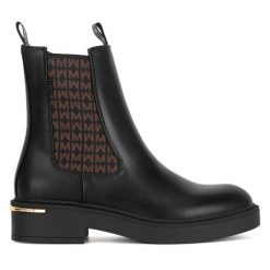 Botki MEXX. Czarne botki Mexx, bez wzorów, bez obcasa, na płaskiej podeszwie, bez zapięcia. Za 319.99 zł.