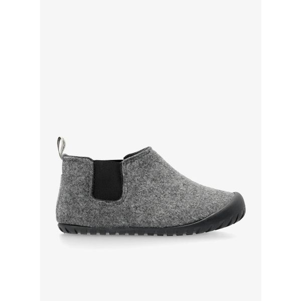 Kapcie Gumbies Brumby Boots. Szare obuwie domowe Gumbies, bez wzorów, bez zapięcia. Za 156.99 zł.