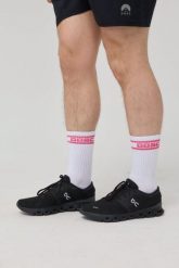 Skarpetki OOSC CREW - Różowe. Czerwone skarpety OOSC, bez wzorów, z bawełny. Za 58.99 zł.