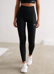 Damskie legginsy z wysokim stanem, squat proof, z tylną kieszenią Core czarne. Czarne legginsy AIM'N, s, bez wzorów, z elastanu, z podwyższonym stanem. Za 297.00 zł.