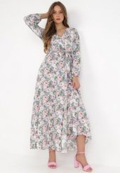 Jasnoniebieska Sukienka Partharpia. Niebieskie sukienki Born2be, l, z aplikacjami, z materiału, bez kołnierzyka, bez ramiączek, maxi, kopertowe. Za 74.99 zł.