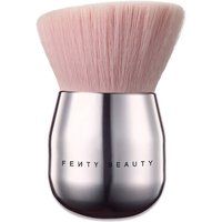 Face & Body Kabuki Brush - Pędzel kabuki. Pędzle FENTY BEAUTY. Za 179.00 zł.